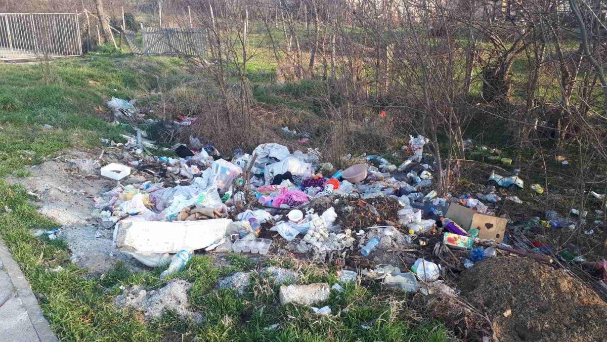 Уклањање дивљих депонија