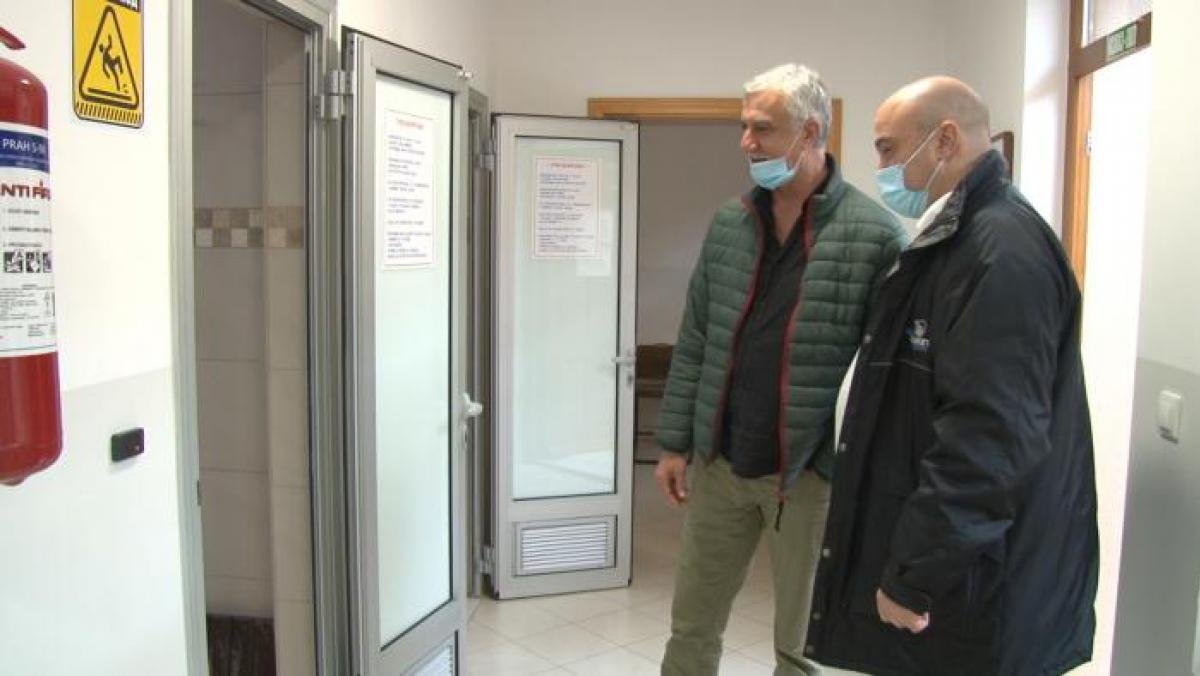 Глумци промовишу бању